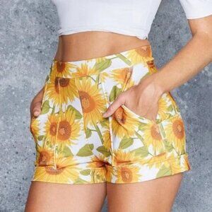 Sunny Days Cuffed Shorts